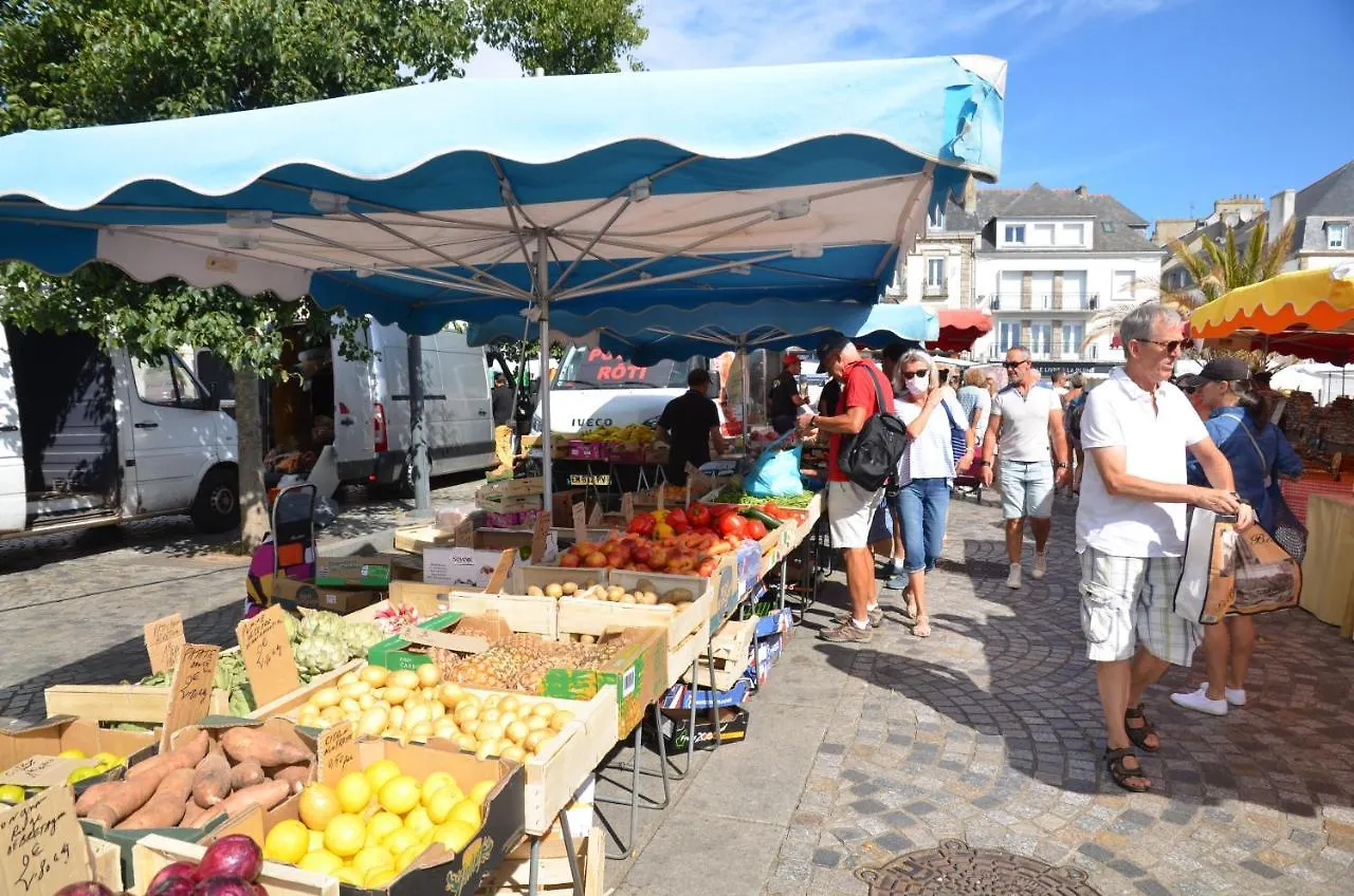 Votre Vue, La Mer, Les Bateaux !!! Wir Sprechen Flieben Deutsch, Touristentipps, We Speak English Concarneau France